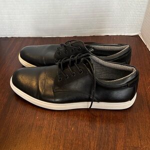 Ashford Hayes | Black/White | 10.5